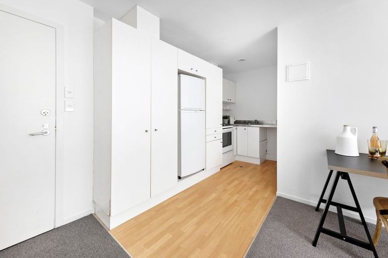 Photo of property in 8 Clayton Street, Saint Clair, Dunedin, 9012