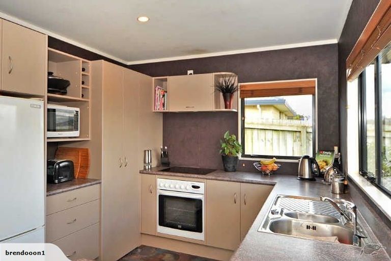 Photo of property in 75 Parnell Heights, Kelvin Grove, Palmerston North, 4414