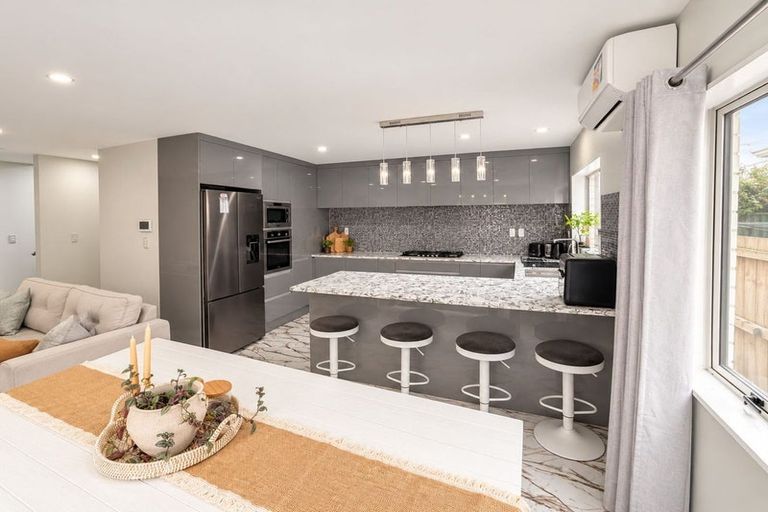 Photo of property in 17b Station Road, Takanini, 2112