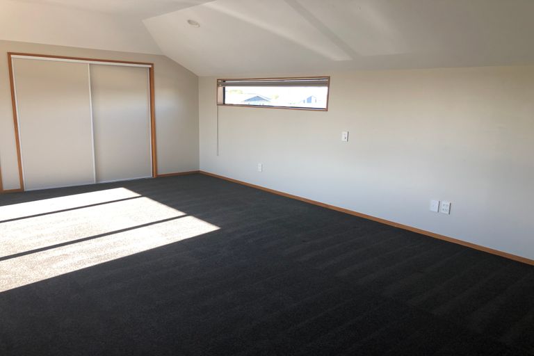 Photo of property in 74b Sinclair Street, New Brighton, Christchurch, 8083
