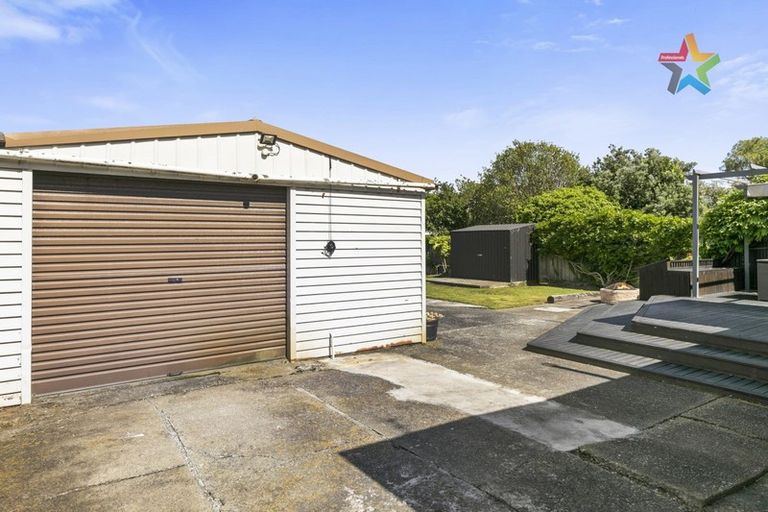 Photo of property in 1 Anson Grove, Naenae, Lower Hutt, 5011