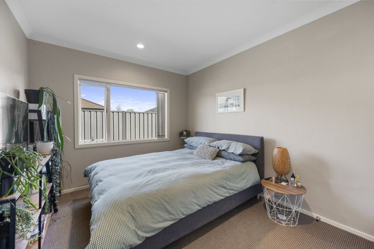 Photo of property in 14 Palliser Place, Poraiti, Napier, 4112