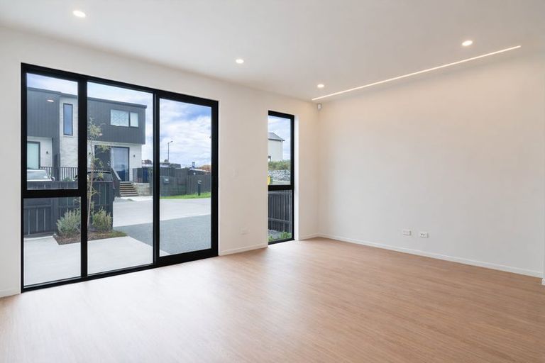 Photo of property in 197 Henwood Road, Westgate, 0814