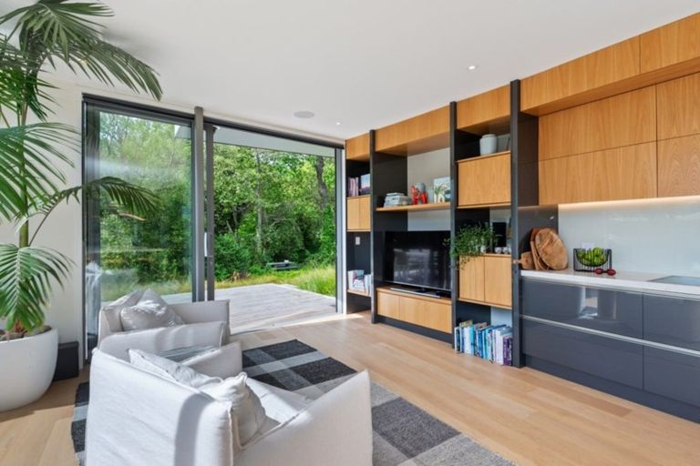 Photo of property in 1 Wood Lane, Fendalton, Christchurch, 8014
