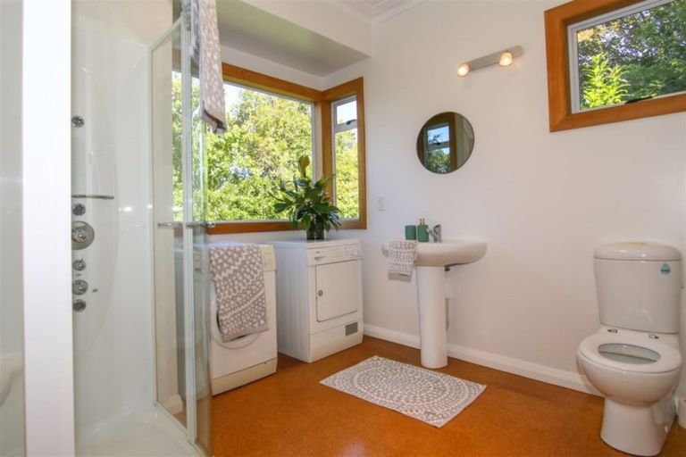 Photo of property in 129 Princes Drive, Britannia Heights, Nelson, 7010