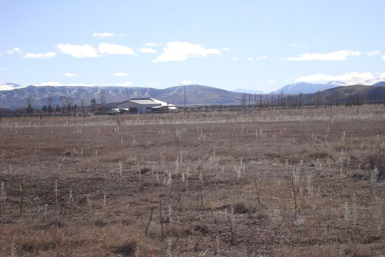 Photo of property in 14 Hardacre Place, Omarama, 9412