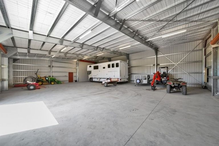 Photo of property in 43 Pennington Road, Brixton, Waitara, 4382