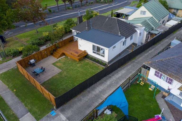 Photo of property in 3/32 Millen Avenue, Pakuranga, Auckland, 2010