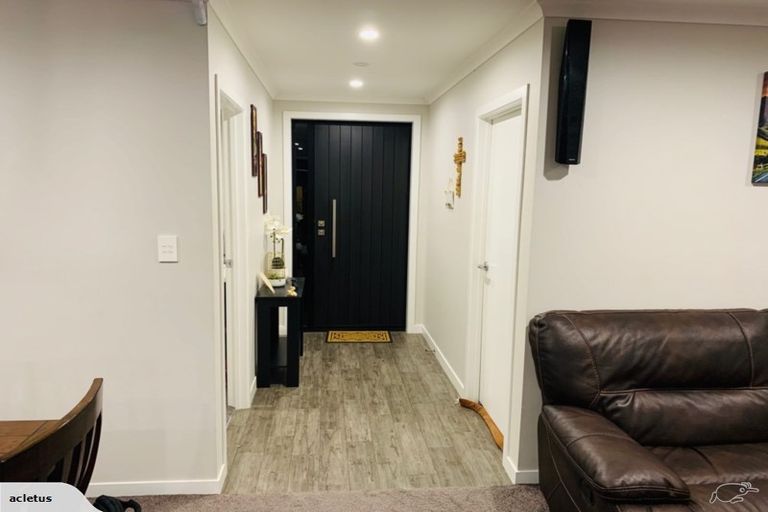 Photo of property in 82 Puhirake Crescent, Pyes Pa, Tauranga, 3112