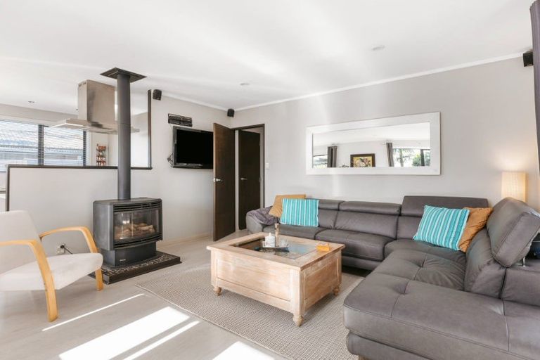 Photo of property in 132a Dickson Road, Papamoa Beach, Papamoa, 3118