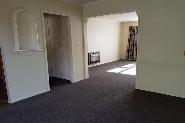 Photo of property in 4a Woodfield Avenue, Roslyn, Palmerston North, 4414