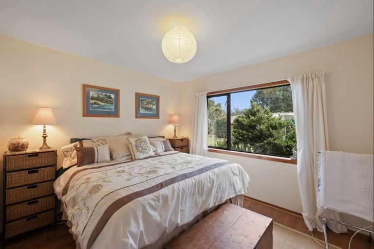 Photo of property in 303 Gibbons Road, Kaiwaka, 0573