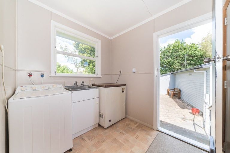 Photo of property in 46 Pitama Road, Awapuni, Palmerston North, 4412