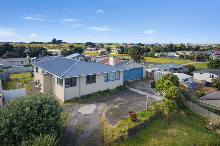 Photo of property in 43b Bamber Street, Castlecliff, Whanganui, 4501