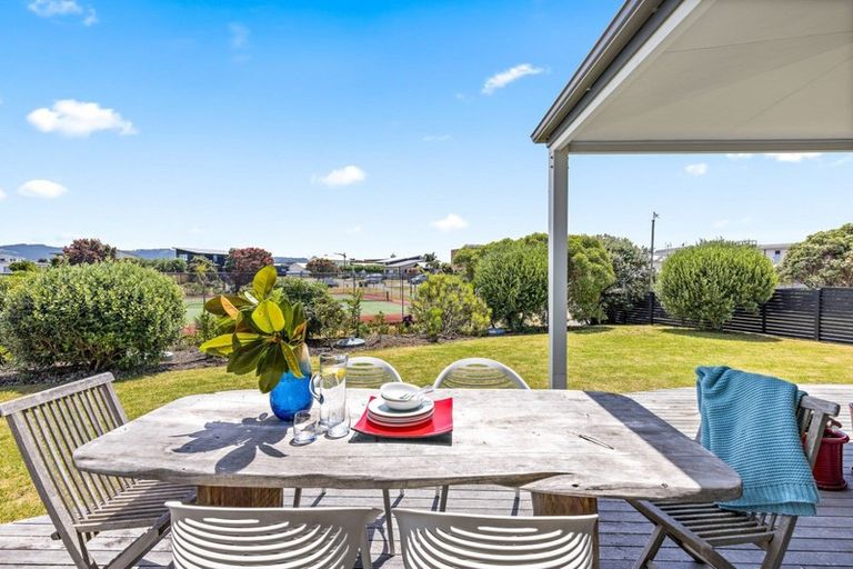 Photo of property in 5 Kokopu Street, Omaha, Warkworth, 0986