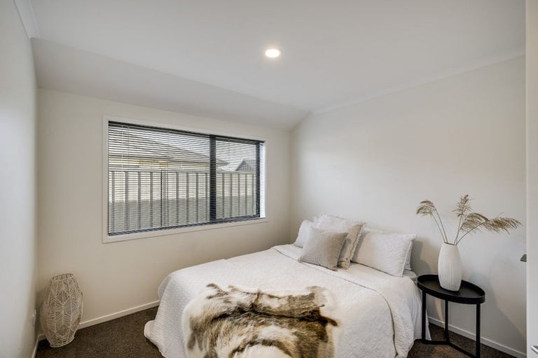 Photo of property in 16 Hikawera Drive, Frimley, Hastings, 4120