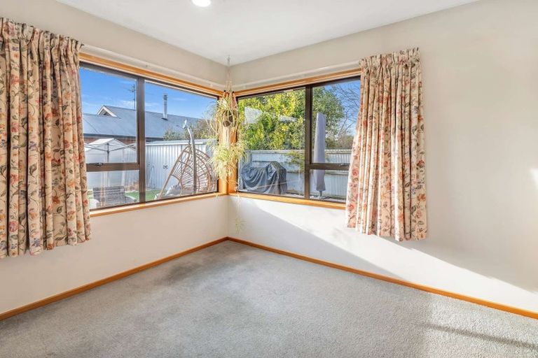 Photo of property in 22 Nixon Street, Tinwald, Ashburton, 7700