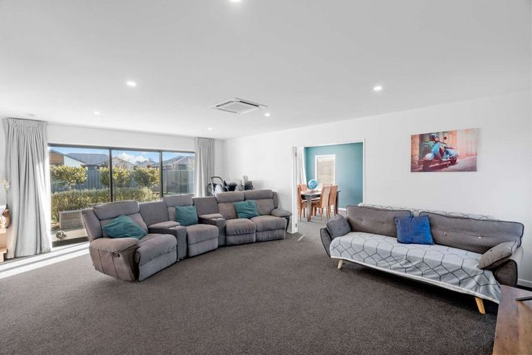 Photo of property in 2 Amur Crescent, Rolleston, 7615