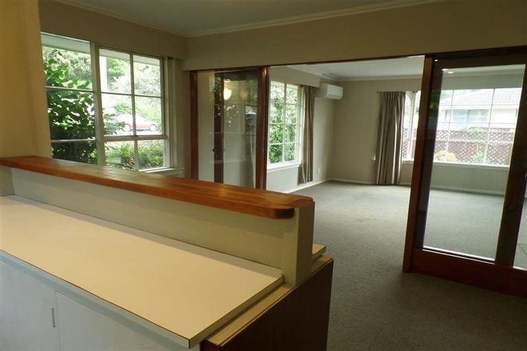 Photo of property in 16 Cashmere Road, Cashmere, Christchurch, 8022