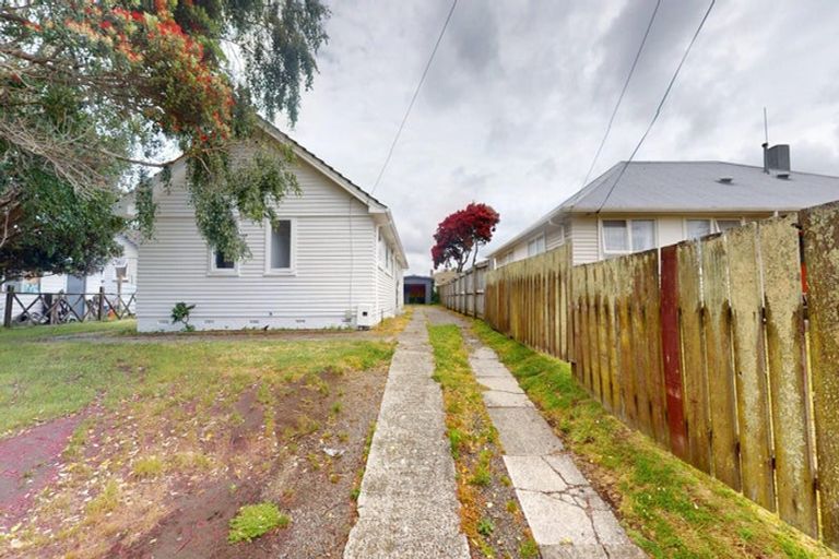 Photo of property in 10 Armstrong Place, Gonville, Whanganui, 4501