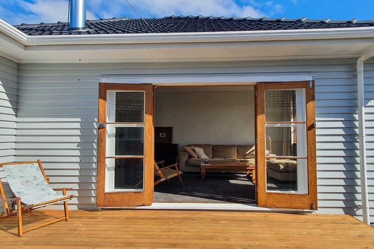 Photo of property in 85 Baker Street, New Brighton, Christchurch, 8083