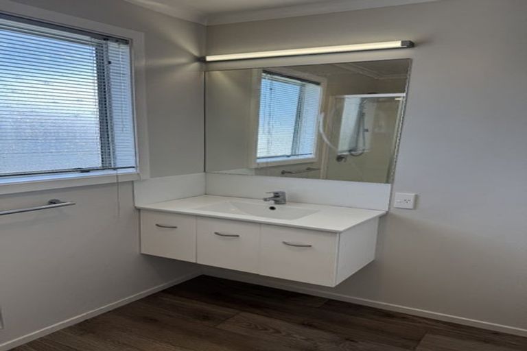 Photo of property in 2/3 Buckley Street, Alicetown, Lower Hutt, 5010