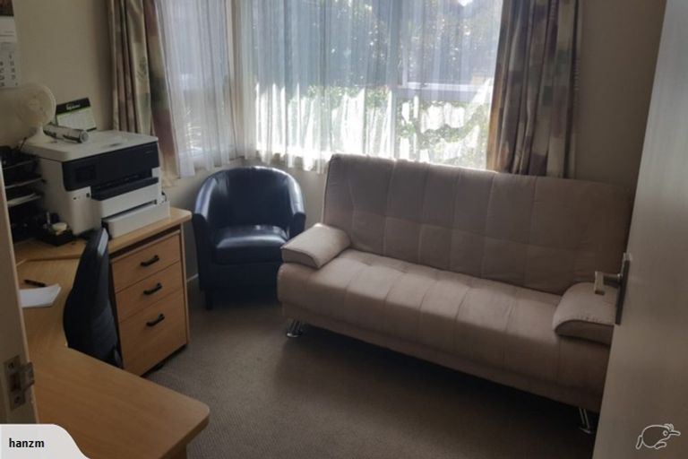 Photo of property in 6 Viola Place, Papakura, 2110