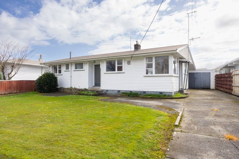 Photo of property in 74 Fairs Road, Milson, Palmerston North, 4414