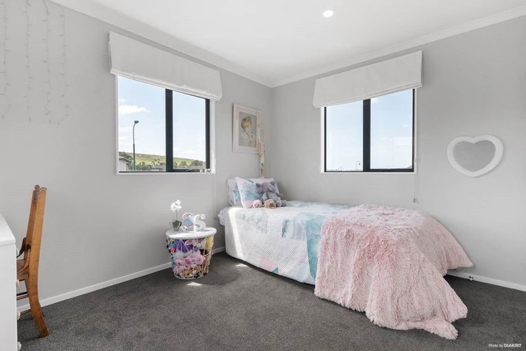 Photo of property in 6 Derg Place, East Tamaki, Auckland, 2013