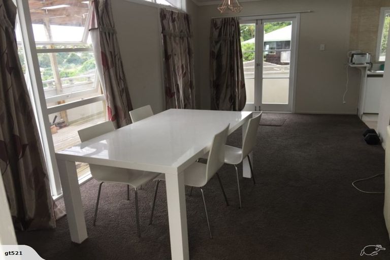 Photo of property in 23 Downing Street, Glenfield, Auckland, 0629