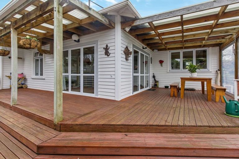 Photo of property in 17 Field Street, Aramoho, Whanganui, 4500