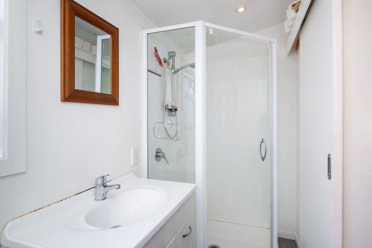 Photo of property in 84 Vigor Brown Street, Napier South, Napier, 4110