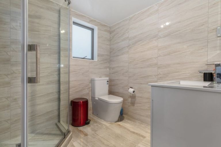 Photo of property in 8a Ellen Street, Manurewa East, Auckland, 2102