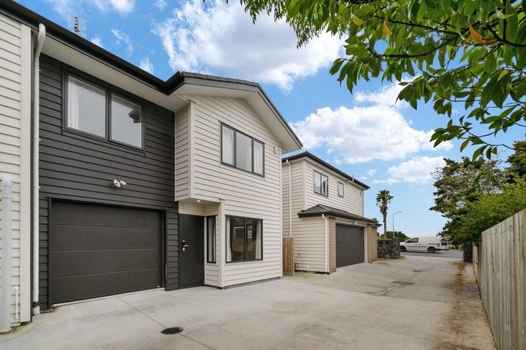 Photo of property in 160b Hill Road, Manurewa, Auckland, 2105