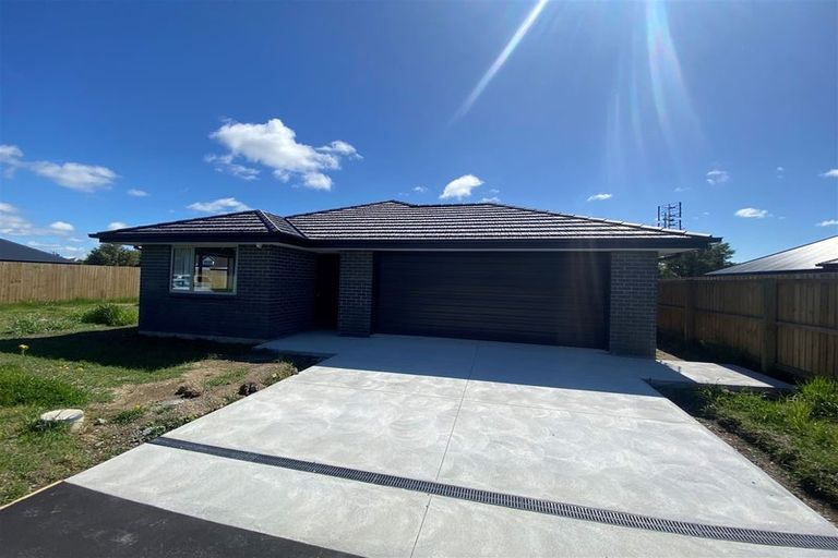 Photo of property in 10 Huntaway Lane, Dunsandel, 7682