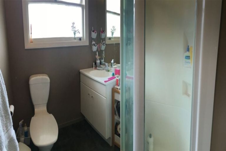 Photo of property in 2/25 Office Road, Merivale, Christchurch, 8014