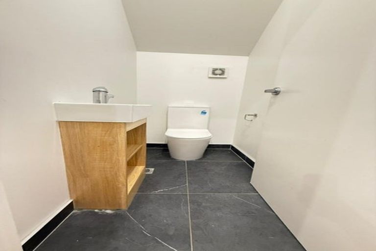 Photo of property in 106 Bellbird Street, Papakura, 2110