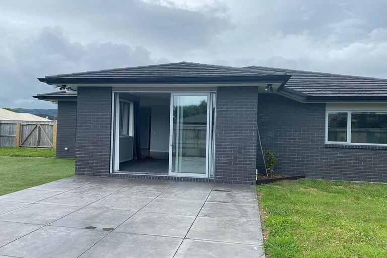 Photo of property in 24 College Drive, Paraparaumu, 5032