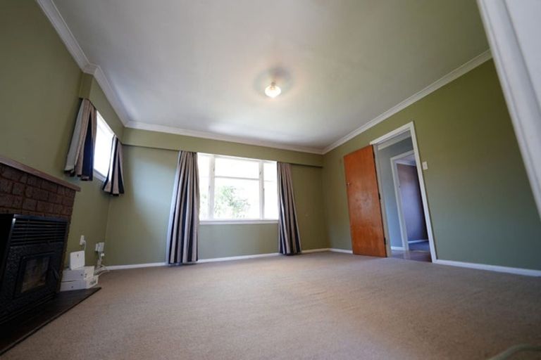 Photo of property in 4 Alton Place, Hokowhitu, Palmerston North, 4410