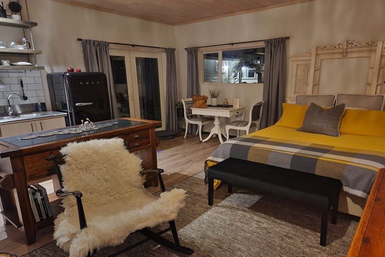 Photo of property in 450 Paremata Road, Pauatahanui, Porirua, 5381