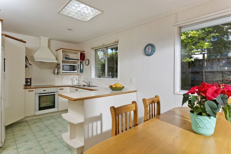 Photo of property in 26 Gerontius Glade, Torbay, Auckland, 0630