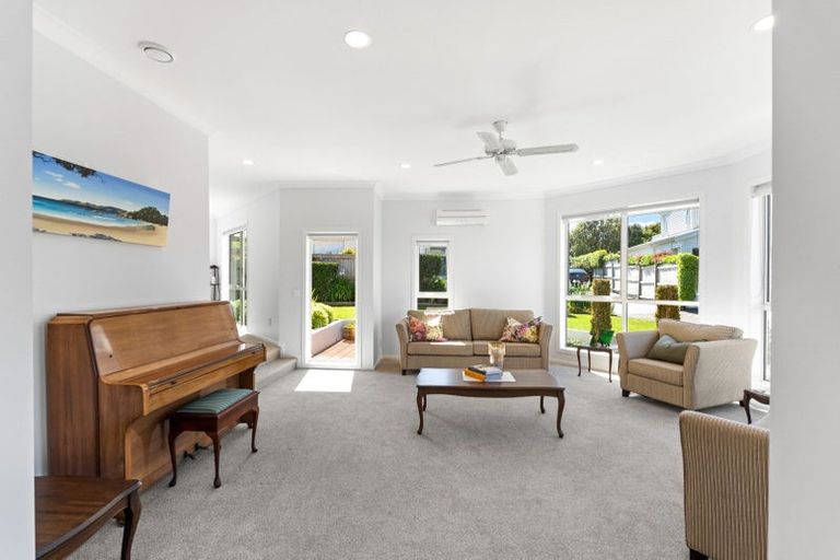 Photo of property in 16 Waru Nui Court, Orewa, 0931