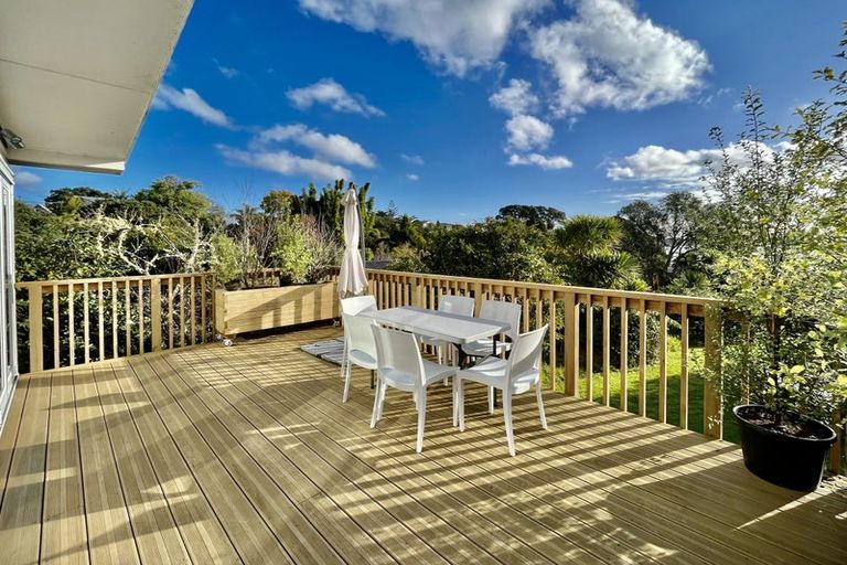 Photo of property in 24 Rambler Crescent, Beach Haven, Auckland, 0626