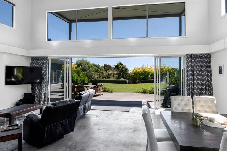 Photo of property in 68 Mcgiven Drive, Ridgewood, New Plymouth, 4371