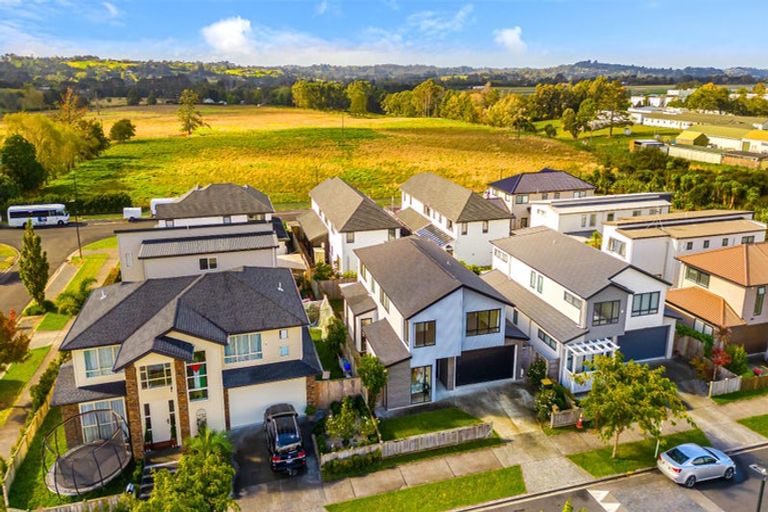 Photo of property in 29 Kopuru Road, Whenuapai, Auckland, 0618