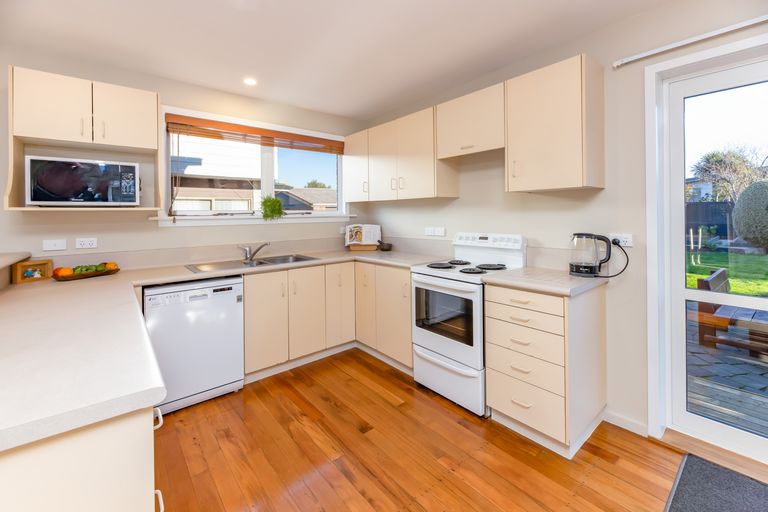 Photo of property in 27 Kirner Street, Burwood, Christchurch, 8083