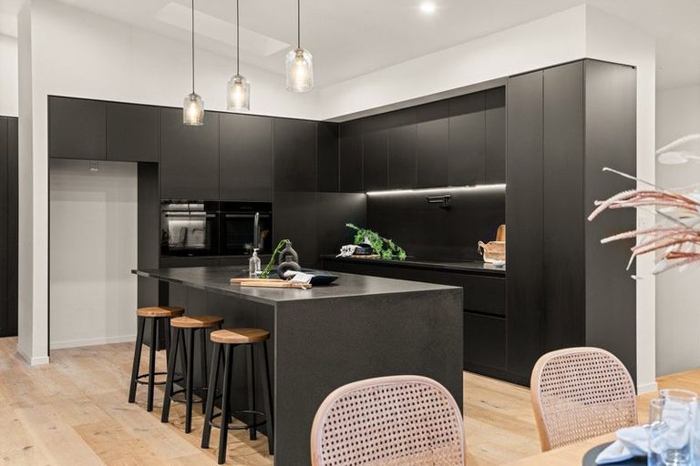 Photo of property in 38 Holcombrooke Lane, Welcome Bay, Tauranga, 3175