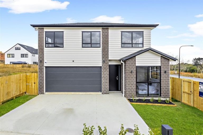 Photo of property in 3 Paripari Street, Flat Bush, Auckland, 2019