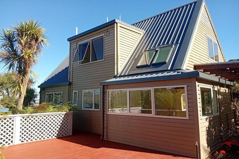 Photo of property in 10 Selwyn Parade, Lyttelton, 8082