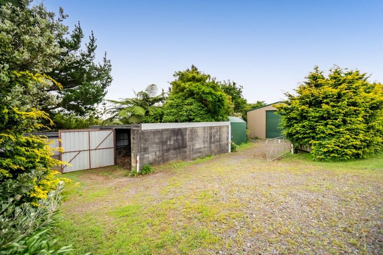 Photo of property in 218 Henwood Road, Paraite, New Plymouth, 4372